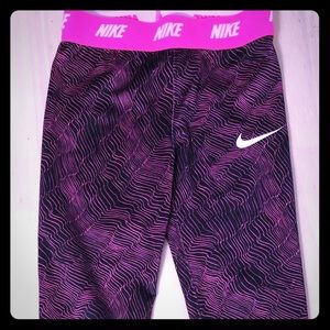 Girls Nike Dry-Fit Capris 4T